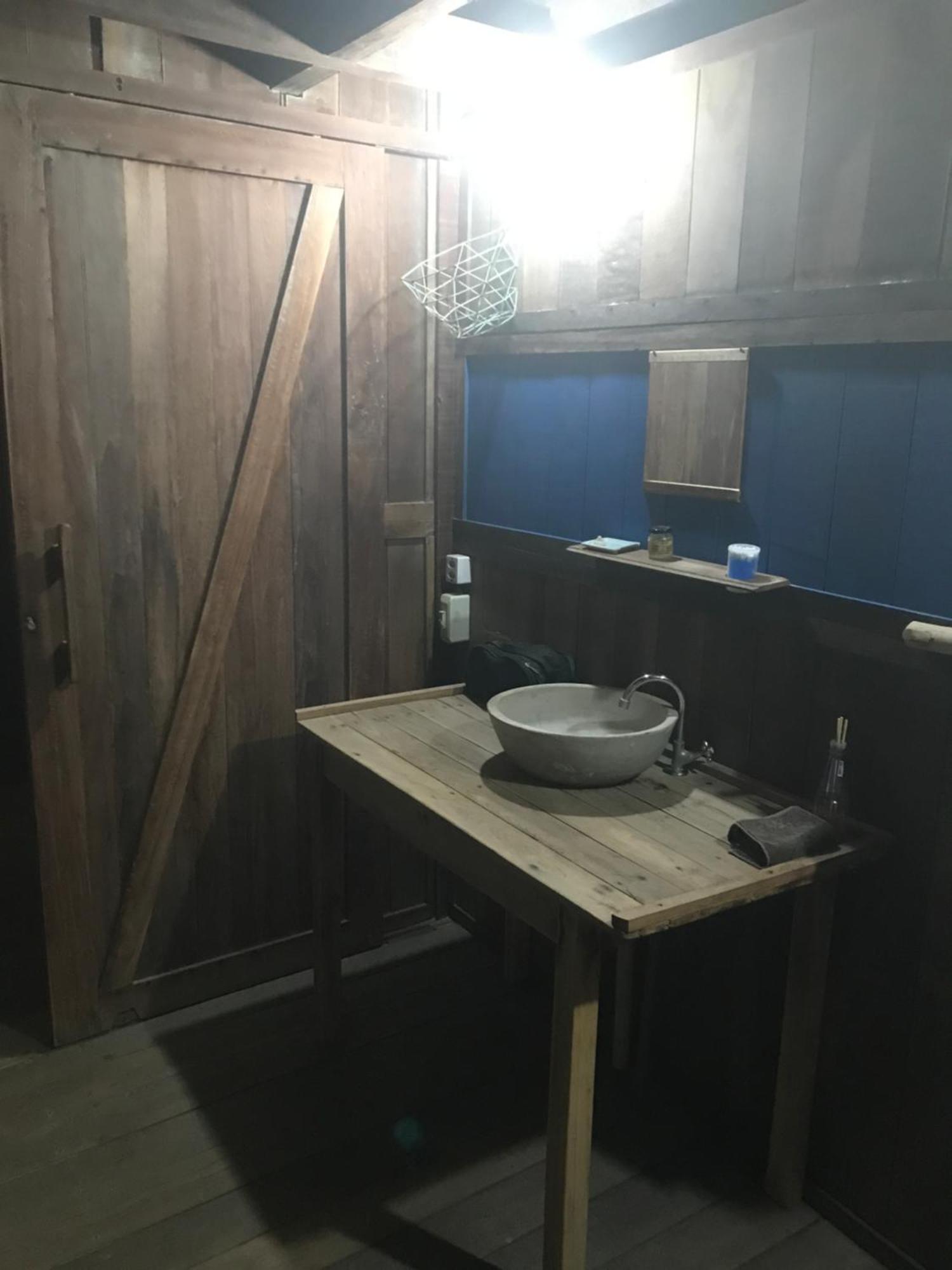 Casa Tartaruga Bed & Breakfast Castelhanos Екстериор снимка